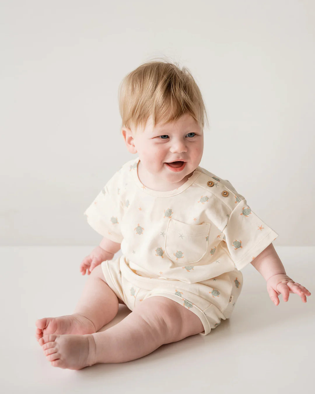 Noah Tee / Blake Shorts in Turtles