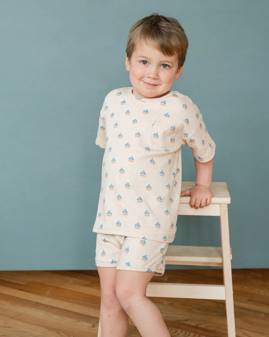 Noah Tee / Short in Sailboats