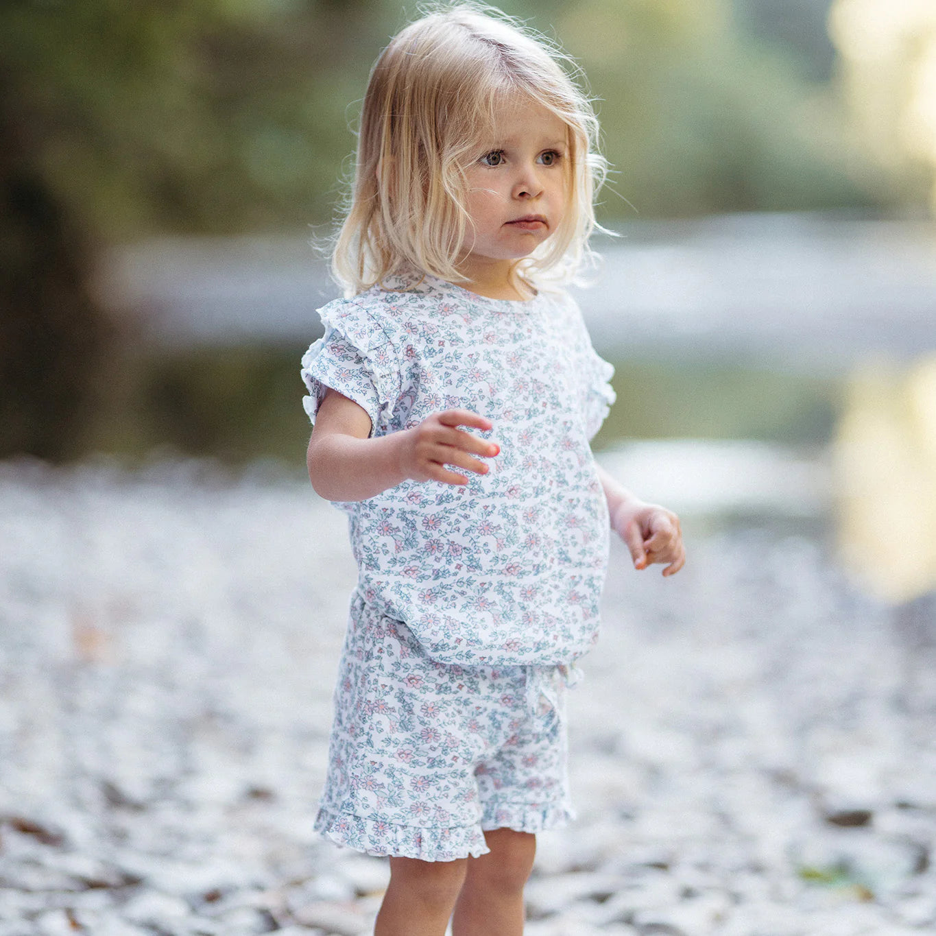 Mini Flowers Ruffled Tshirt + Shorts Set