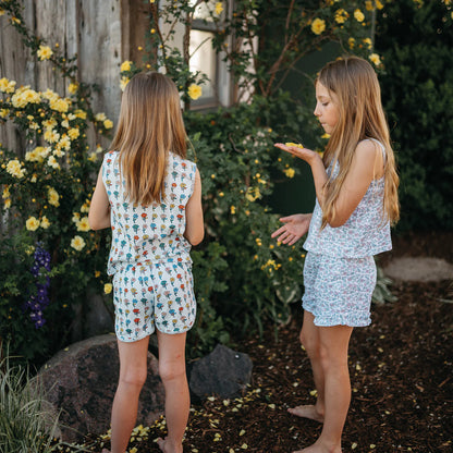 Graphic Flowers Daily Short Set